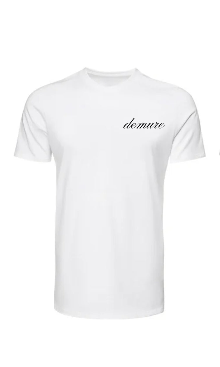 Demure tee